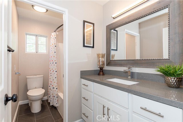 Building Photo - 4034 E Ave R 6