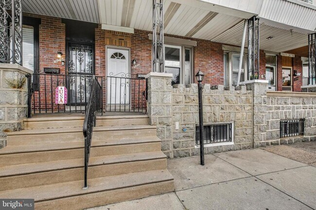 Building Photo - 2944 Cedar St