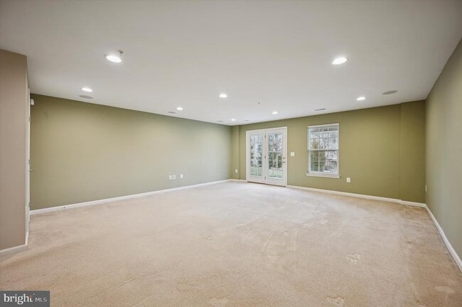 Building Photo - 907 Susan Cir