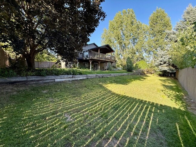 Building Photo - Beautiful 4 Bed 2 Bath Colbert Home in Mea...