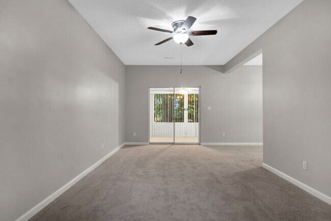 Building Photo - 5006 Liza Ln