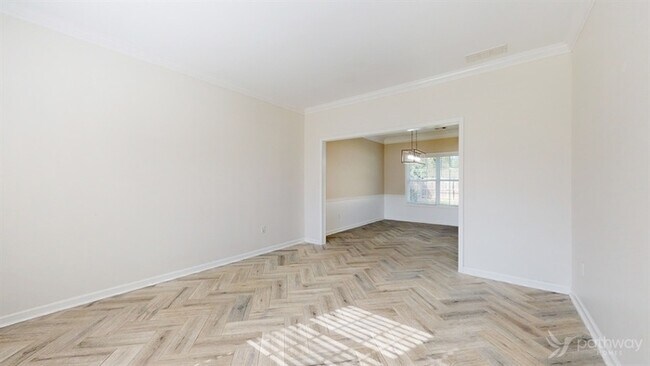 Building Photo - Move-in ready home in Loganville!
