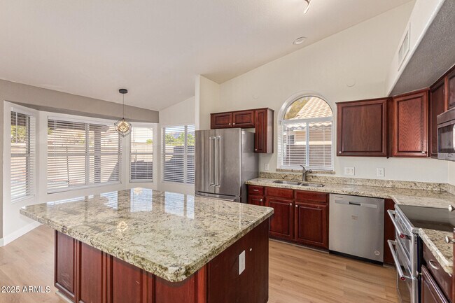 Building Photo - 5340 W Oraibi Dr