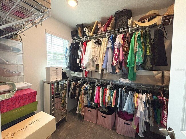 Building Photo - 921 Spring Palms Lp