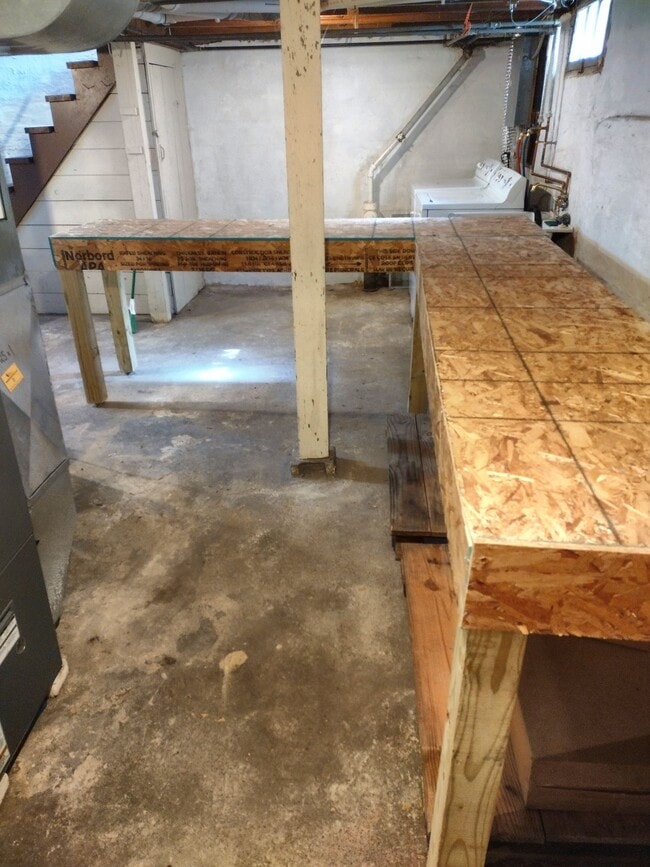 Full basement - 1837 Sheridan St