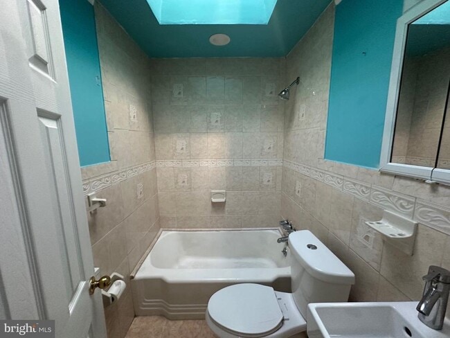 Building Photo - 3931 I St