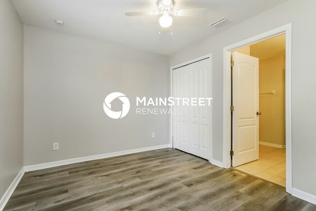 Building Photo - 3 Bedroom Pet-Friendly Home in Lehigh Acres, FL with Main Street Renewal