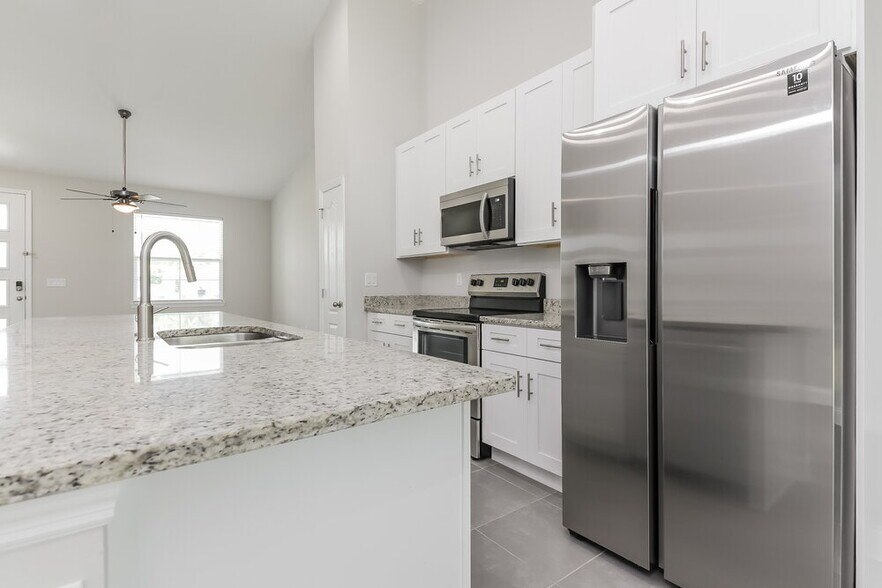 Building Photo - 604 Gaul Way