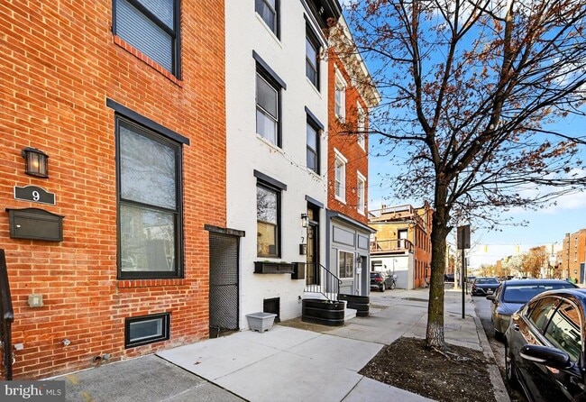 Building Photo - 7 E Fort Ave