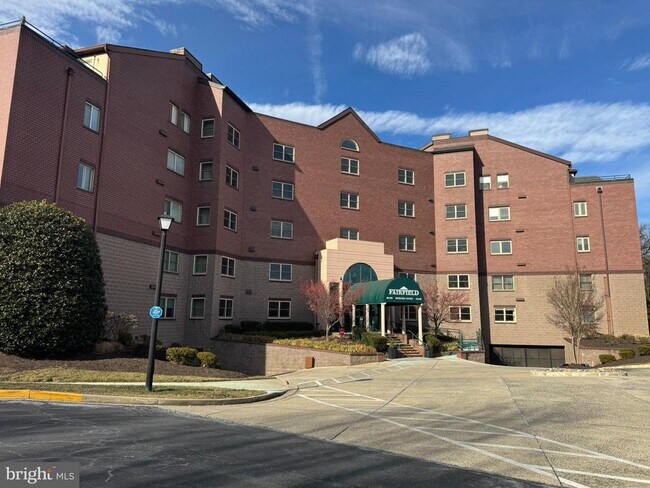 Building Photo - 102 Mercer Ct