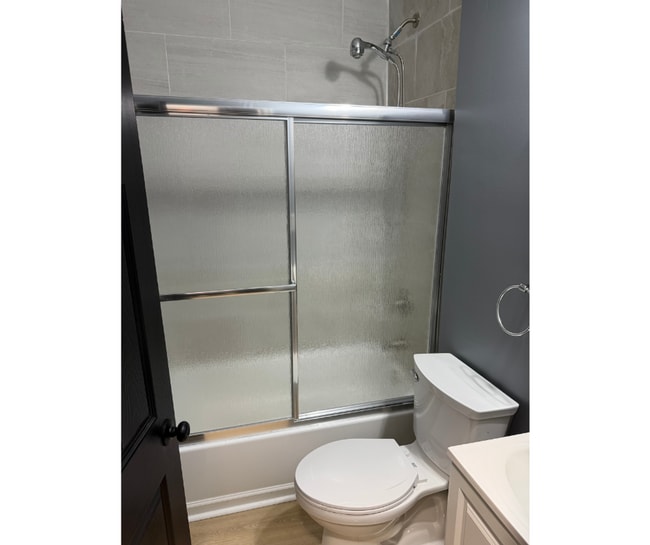 Building Photo - 427 S Augusta Ave