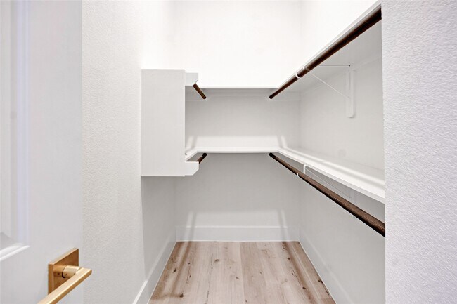 Building Photo - 5908 St Augustine St