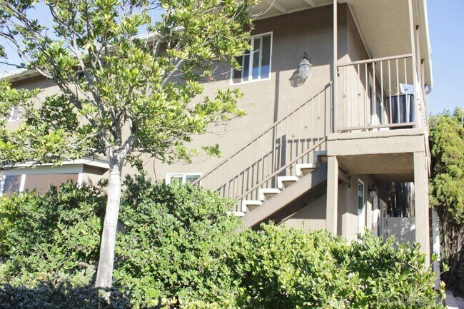 Building Photo - 6101 Adelaide Ave