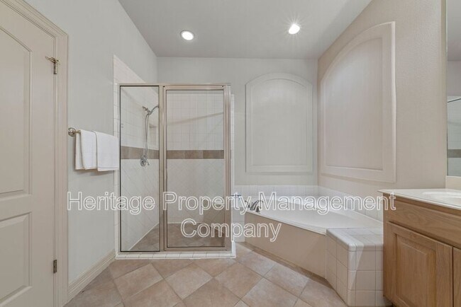 Building Photo - 131 Westcourt Ln