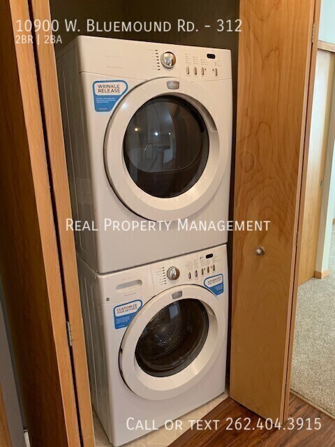 Building Photo - 10900 W Bluemound Rd