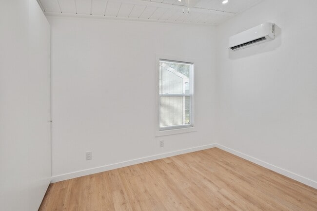 Building Photo - 720 Pritchett Ln