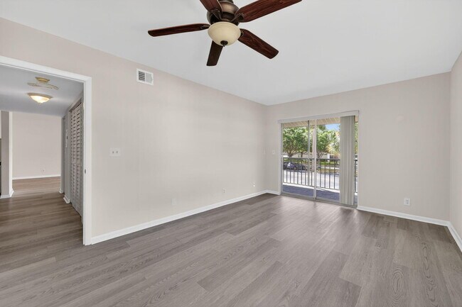 Building Photo - 6327 Chasewood Dr