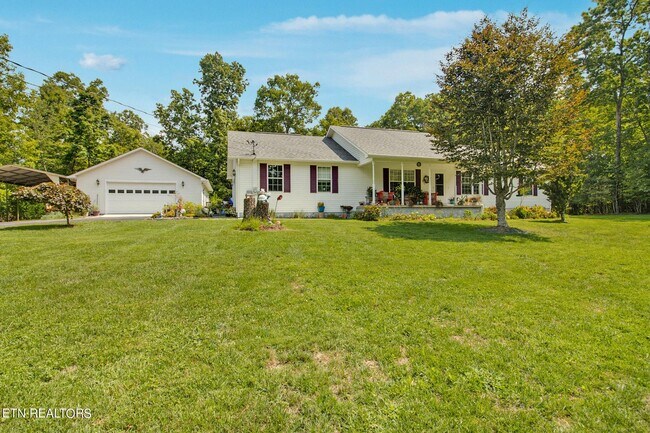 Building Photo - 71 Crest Cir