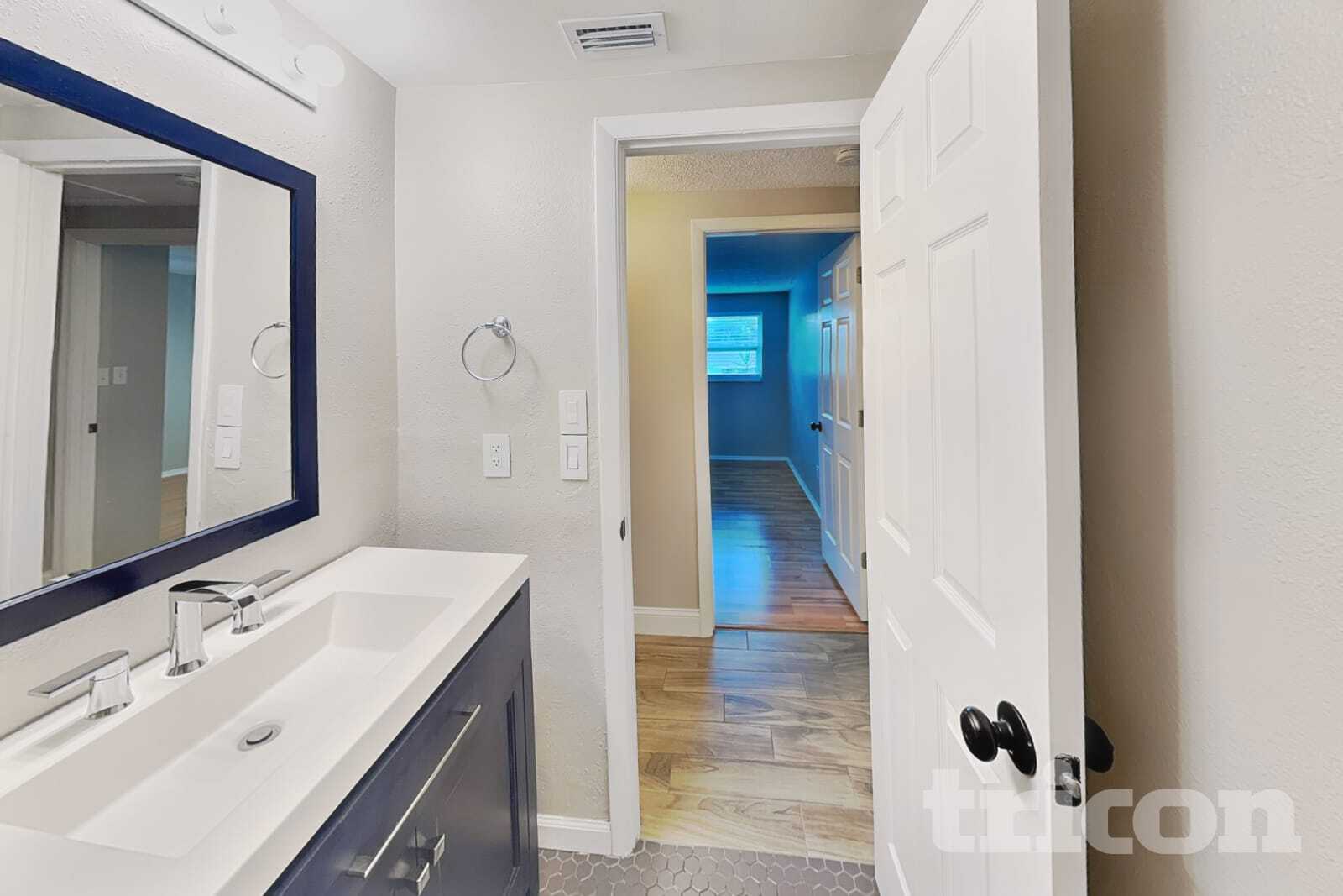 Building Photo - 1705 Coppertree Dr