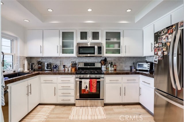 Building Photo - 884 Halyard