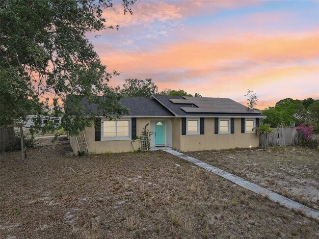 Building Photo - 503 Holt Cir