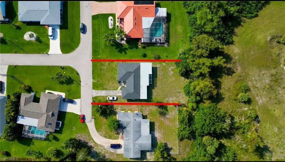 Building Photo - 4108 SE 8th Ave