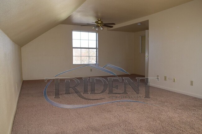 Building Photo - 830 Wilkie Way