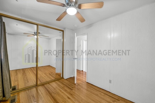 Building Photo - Charming 3-Bed Ranch Home with room for 4t...