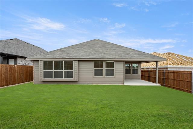 Building Photo - 904 Versailles Ct