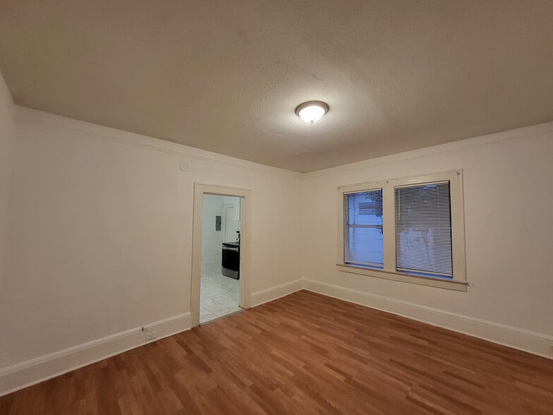 Building Photo - 4304-4306 Springfield Blvd