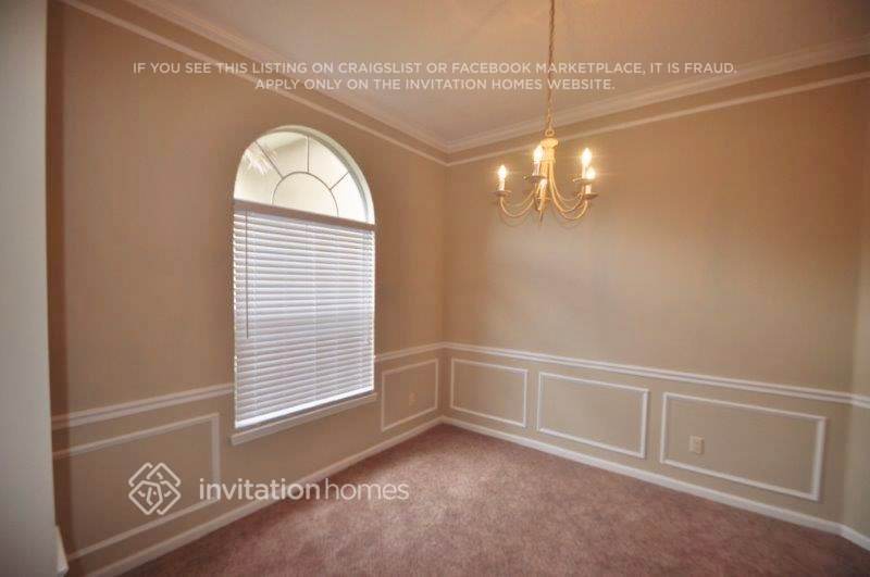 Building Photo - 1620 Merroway Ln