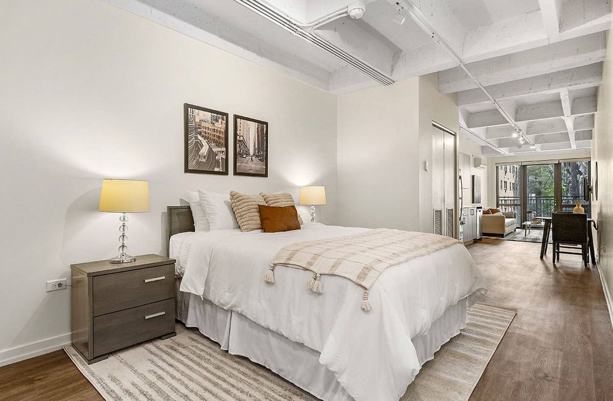 Building Photo - 3121 N Broadway