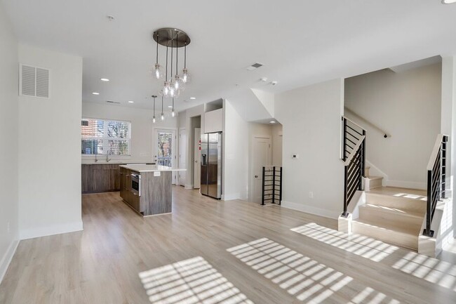 Building Photo - Beautiful Four Bedroom Abode in Brookland/...