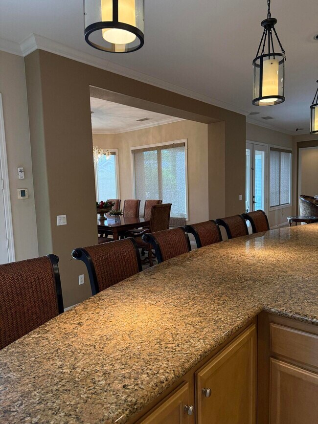 Building Photo - 60316 Aloe Cir