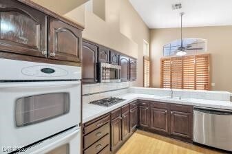 Building Photo - 1717 Crystal Creek Cir