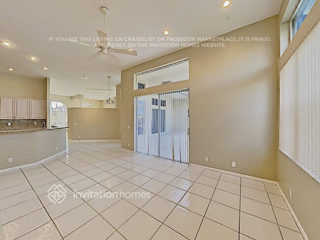 Building Photo - 8227 NW 41st St