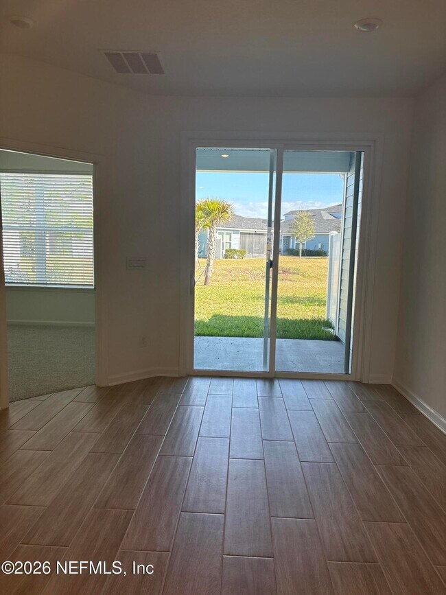 Building Photo - 135 Silver Myrtle Ct