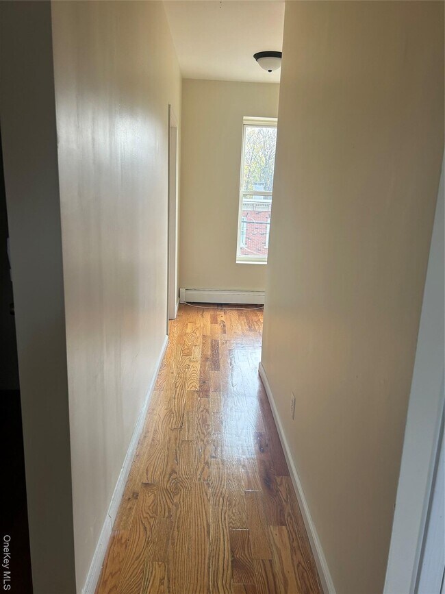 Building Photo - 57 S Lander St