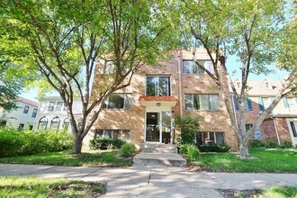 Building Photo - Randolph Apartments