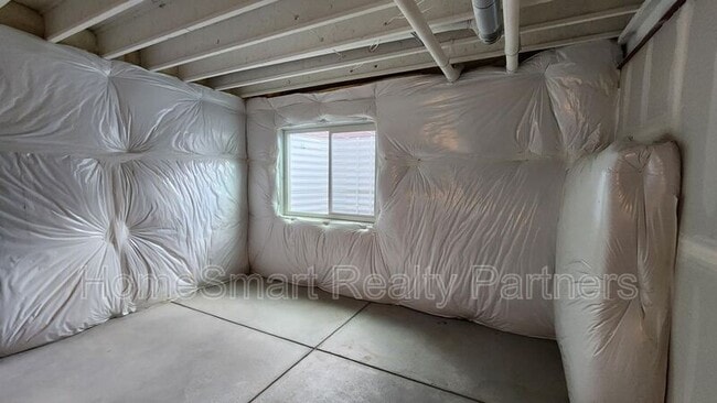 Building Photo - 340 Fox Ln