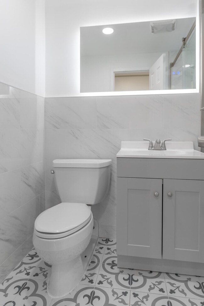 Building Photo - 270 Marin Blvd