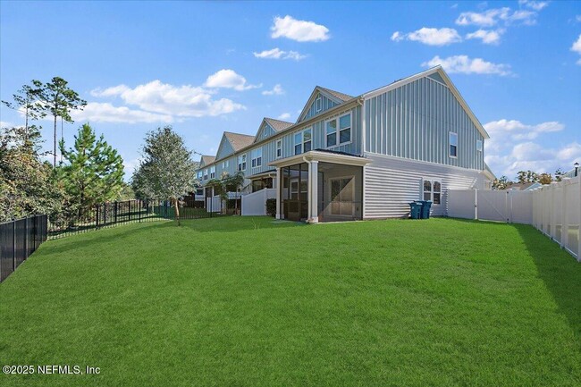 Building Photo - 262 Boracay Cir