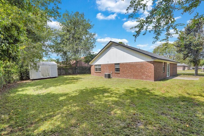 Building Photo - 734 Timber Ridge Trail