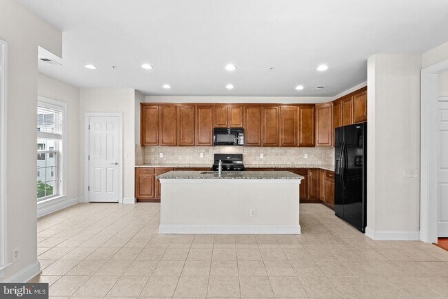 Building Photo - 42788 Lauder Terrace