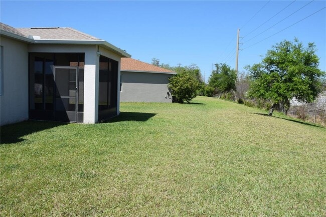 Building Photo - 2705 Carrickton Cir