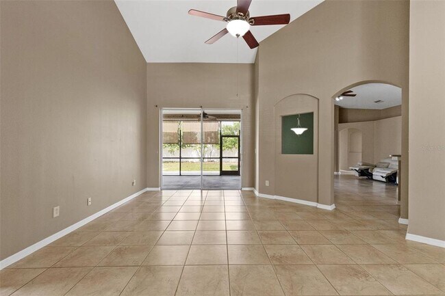 Building Photo - 13655 Artesa Bell Dr