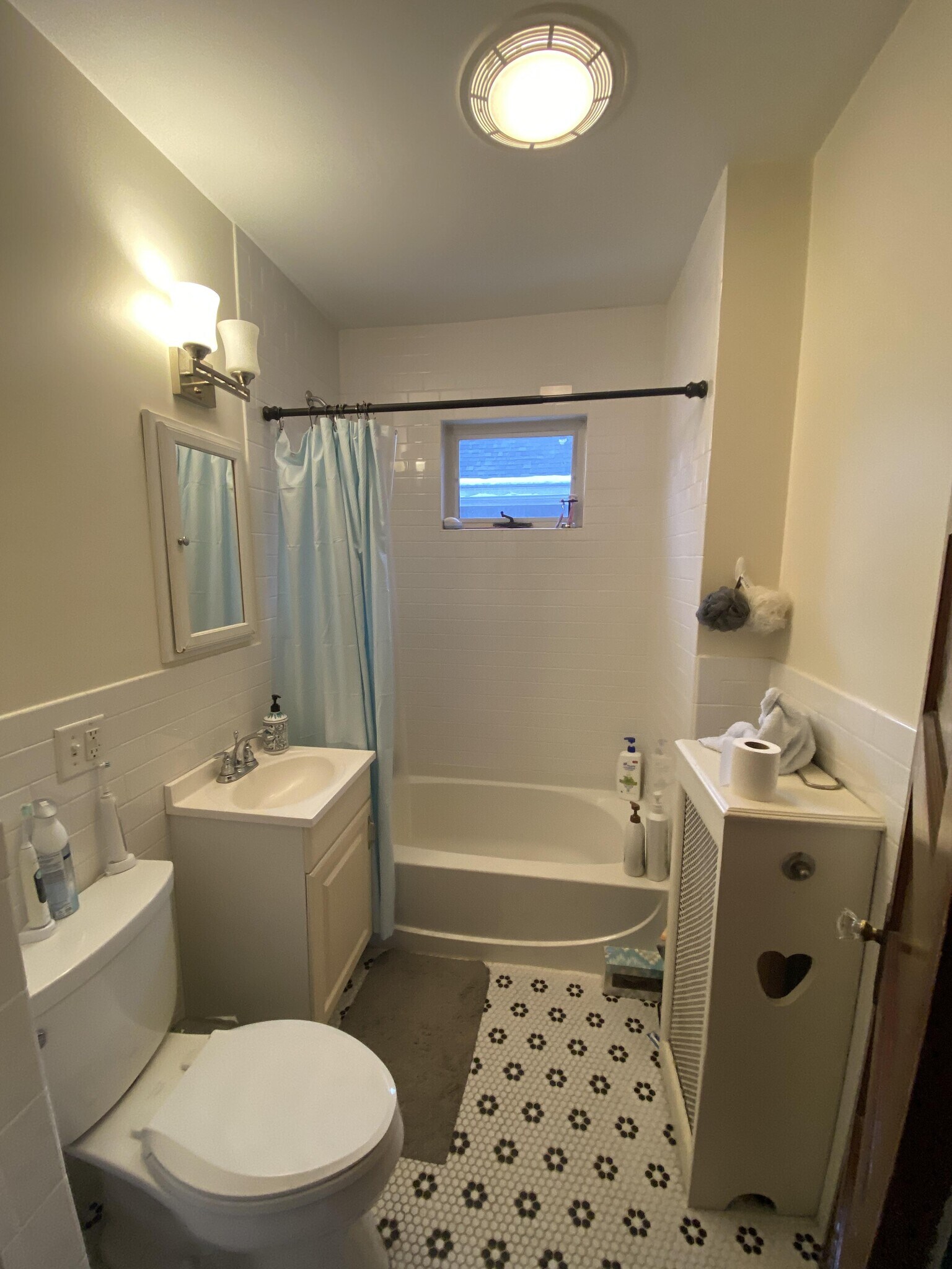 Building Photo - 40 Walker St