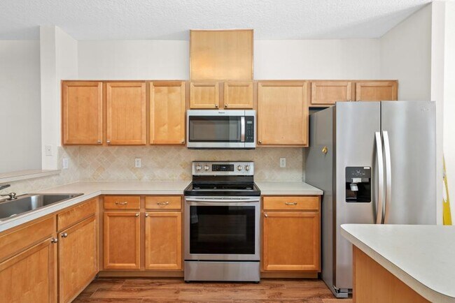 Building Photo - 3 bedroom in Jacksonville FL 32258