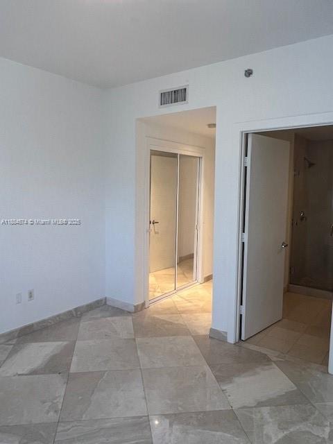 Building Photo - 1050 Brickell Ave