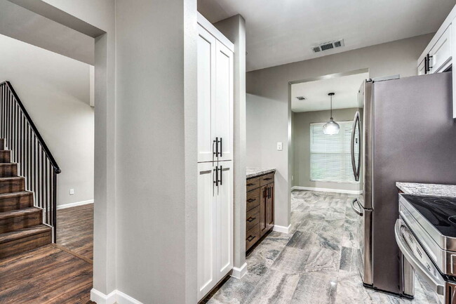 Building Photo - 9228 Flickering Shadow Dr